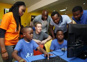 Zuckerberg with youngsters at the 'Summer of Code Camp' at the Co-Creation Hub (CcHub) in Yaba. Image: techmoran.com