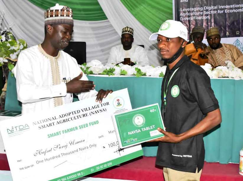 Navsa Nitda Targeting To Create Smart Farmers Among Varsity